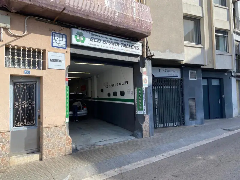 Venta Local Comercial Sabadell Centro 215m2 Taller o Vivienda