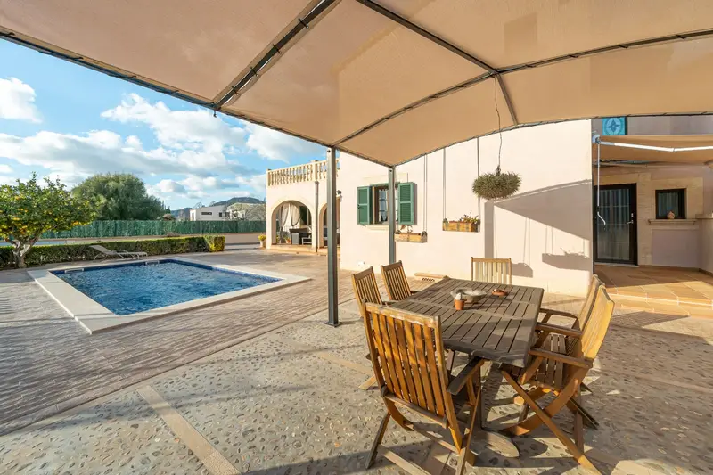 Finca Rustica en Calvia Mallorca 4 Dormitorios Piscina Jardin