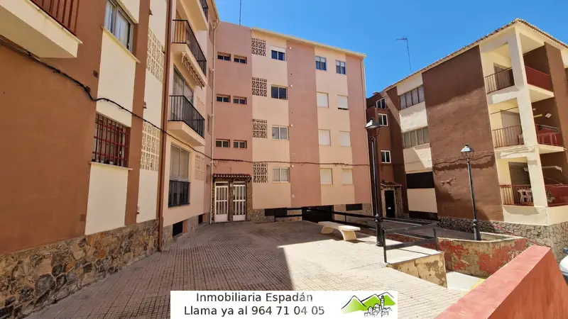 Venta Piso 3 Habitaciones Torás Ref 749