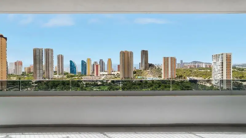 Apartamentos en Benidorm con Vistas al Mar y al Golf