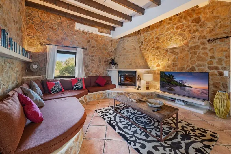 Casa Rural en Pollensa Mallorca con 2 Apartamentos para Invitados