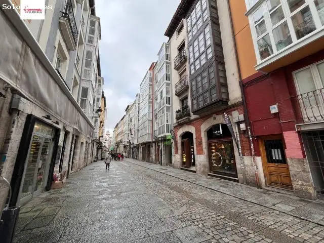 Apartamento en Venta en Casco Historico de Burgos