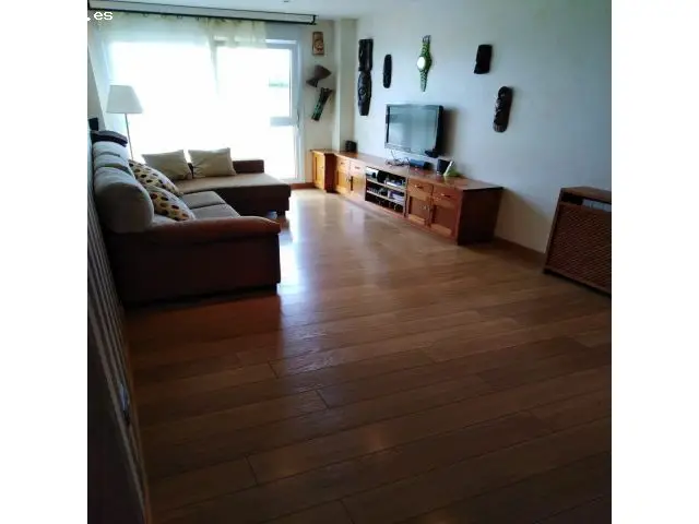 Amplio Duplex en Comillas con Garaje y Trastero