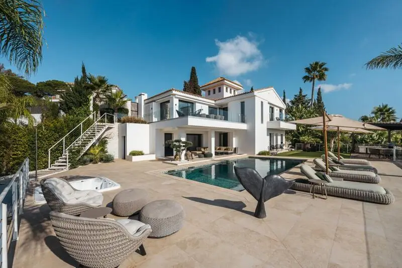 Villa de Lujo 4 Dormitorios El Rosario Marbella
