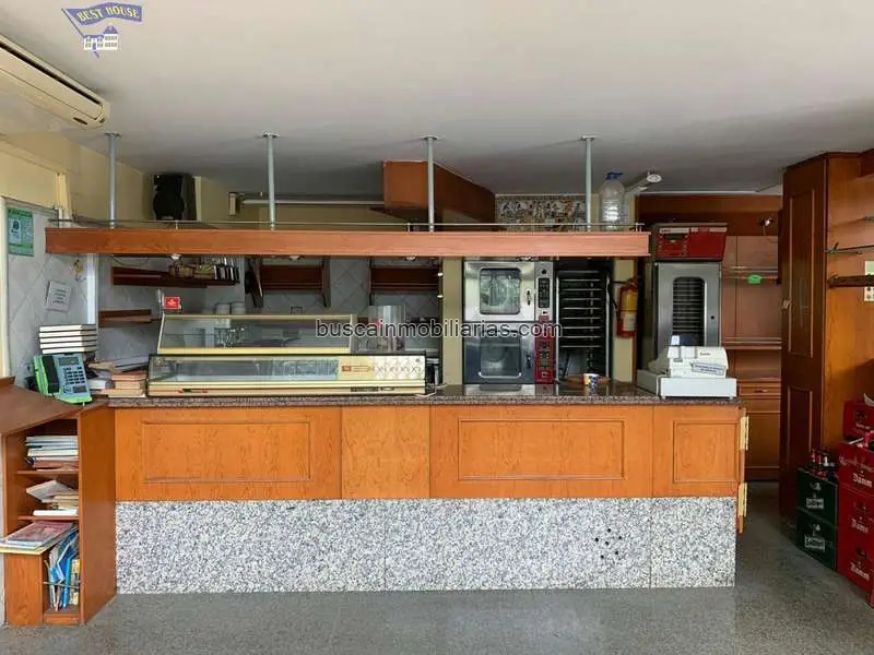 Local Comercial en Venta Ripollet - Equipado y Amueblado