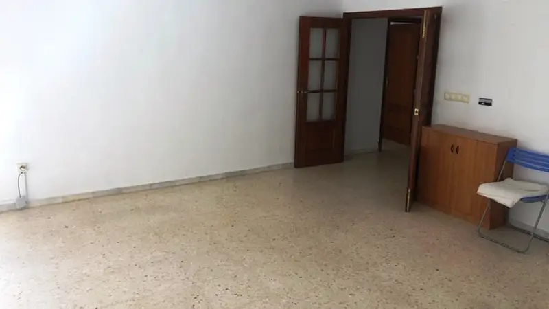 Apartamento 4 Dormitorios Torrevieja Centro