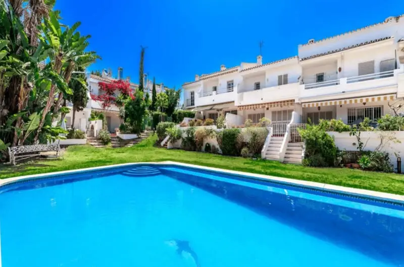 Casa Adosada 3 Dormitorios Marbella Este