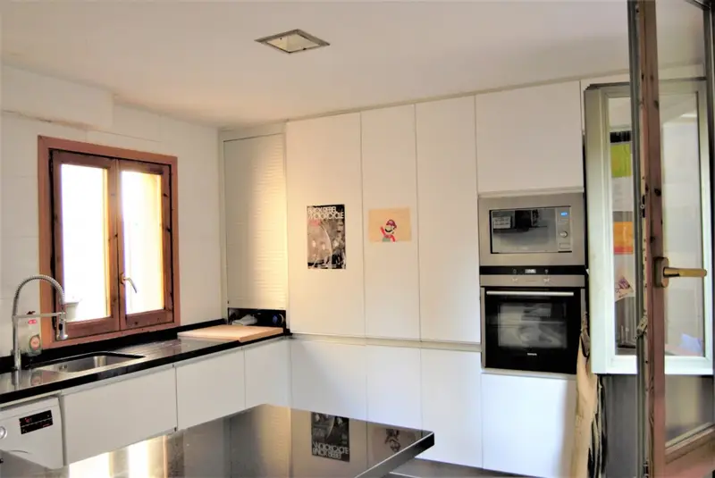 Venta Piso Santa Caterina Barcelona 3 Dormitorios 2 Baños