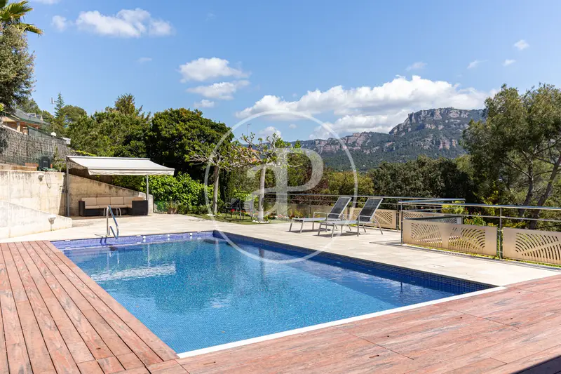 Casa en Venta en Matadepera con Vistas Espectaculares
