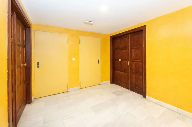 Venta Local Comercial Reyes Catolicos Realejo Granada