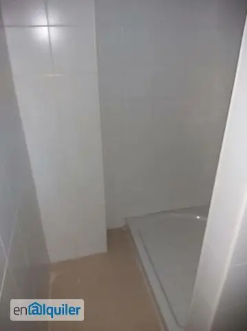 Local en Nueva Andalucia 260m2