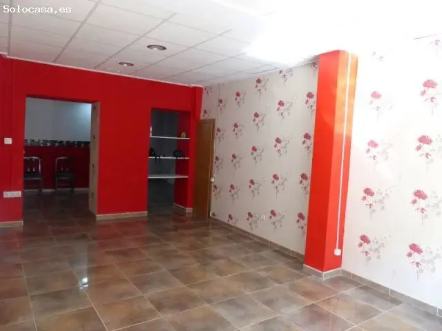 Local Comercial en Elda Zona Cruz Roja 90m2