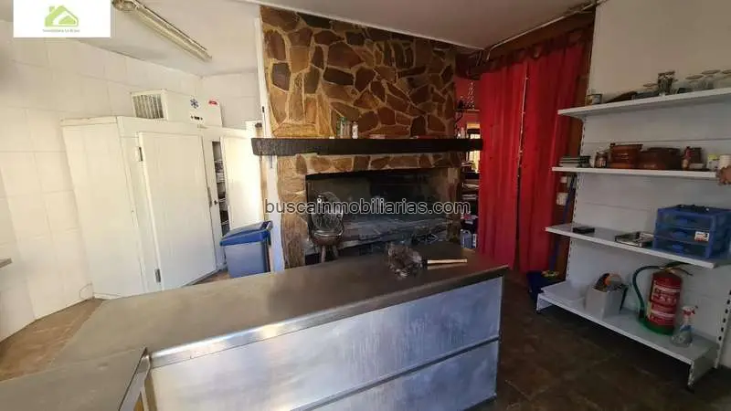Bar Restaurante 490m2 con Patio 80m2 Venta