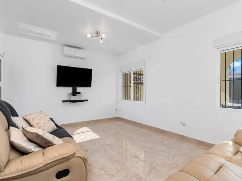 Casa Villa 3 Dormitorios Torrevieja Piscina Privada