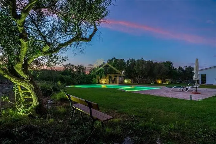 Villa de Lujo 7 Dormitorios en Venta