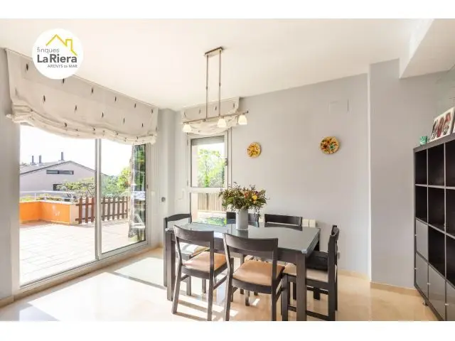 Fantastica Casa en Can Jalpi 289m2 5 habitaciones Garaje Piscina