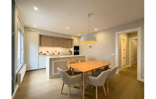 Alquiler Habitacion 117m2 Barcelona Piso Amueblado 4 Dormitorios
