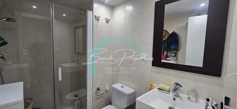 Apartamento en Torrox Costa con Vistas al Mar