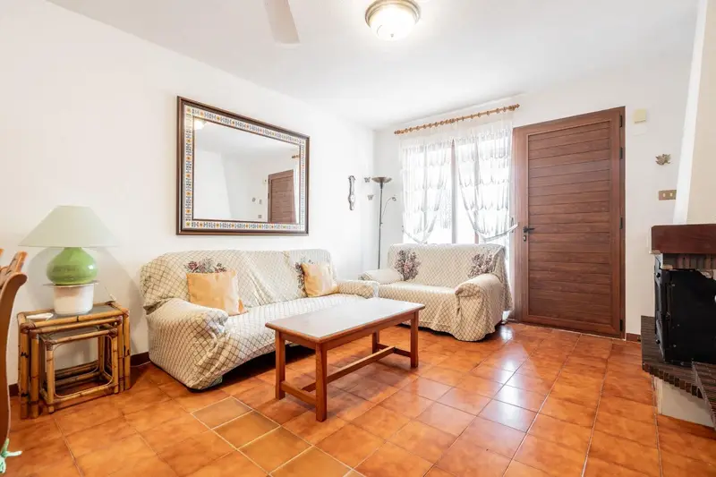 Adosado en venta en Corinto Sagunto con jardin garaje y piscina