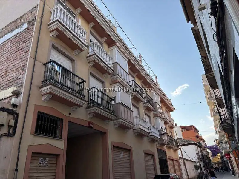 Piso en venta en Maracena centro: 3 dormitorios, 2 baños, terraza