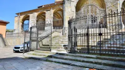Piso en venta Laredo centro para reformar 70m2