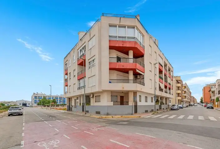 Apartamento 2 Dormitorios Almoradi Costa Blanca