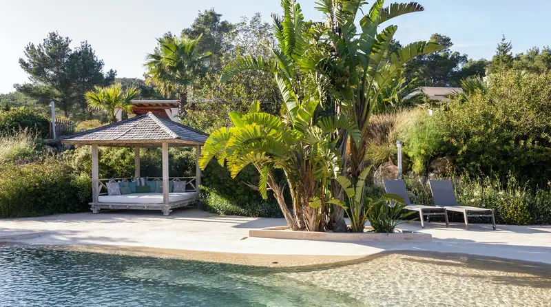 Casa Rural con Piscina y Jardín en Ibiza