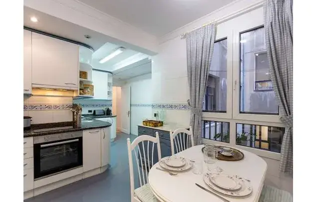 Alquiler de habitaciones en apartamento de 170m² en Bilbao