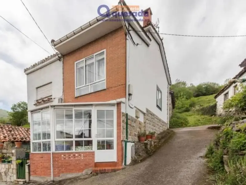 Casa Rústica en Jomezana de Arriba Asturias