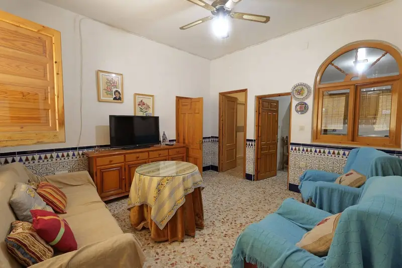 Venta 3 Viviendas y Garaje Mairena Granada 260m2