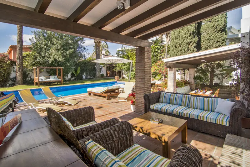 Villa en Alquiler Puerto Banus 4 Dormitorios Playa