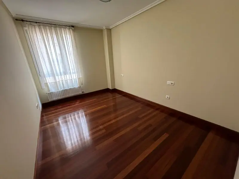 Vivienda con vistas al puerto de Santurtzi