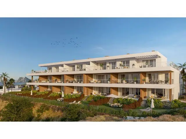 Apartamentos de Lujo en La Alcaidesa con Vistas al Mar y Golf