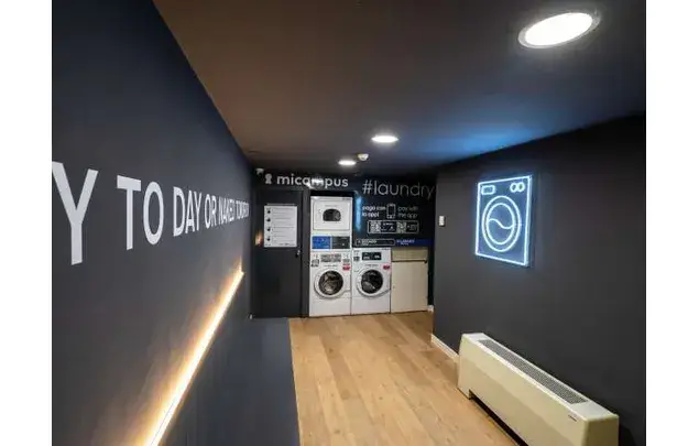 Residencia de Estudiantes en Leganés con Gimnasio y Terraza
