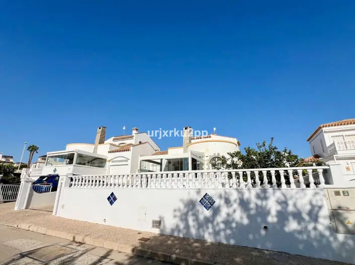 Villa 3 Dormitorios Los Dolses Orihuela Costa