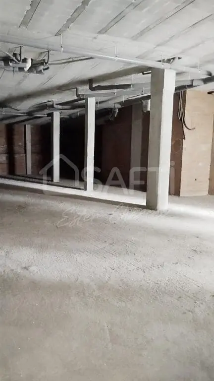 Local Comercial en Venta en Milladoiro