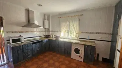 Chalet Independiente en Venta cerca de Torrent