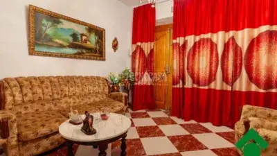 Casa Unifamiliar en Venta Calicasas 157m2 3 Dormitorios 2 Baños