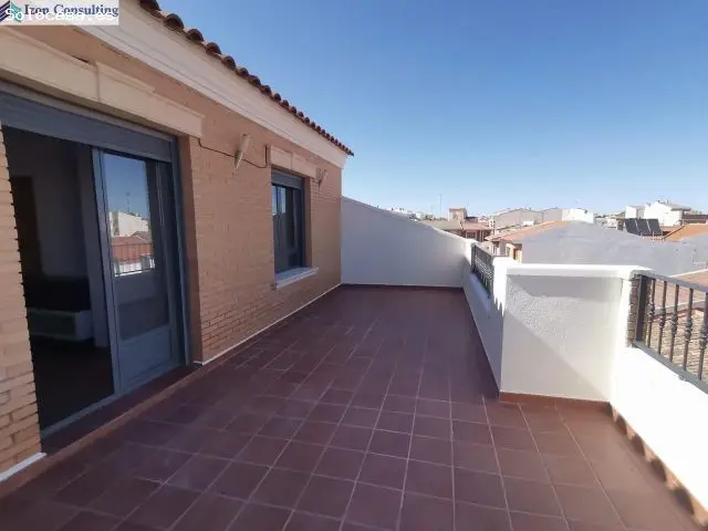 Atico en La Roda con Garaje y Trastero Alquiler con Opcion a Compra