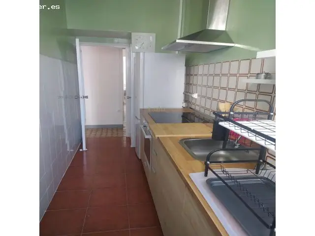 Piso en Alquiler El Pilar Valencia de las Torres 3 habitaciones