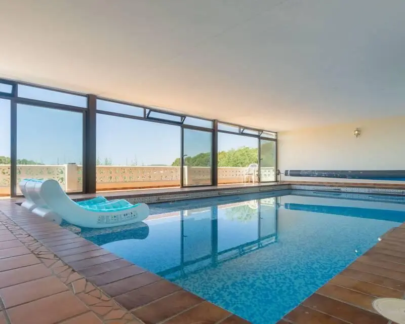 Villa en Altea con Piscina Climatizada y Vistas al Mar