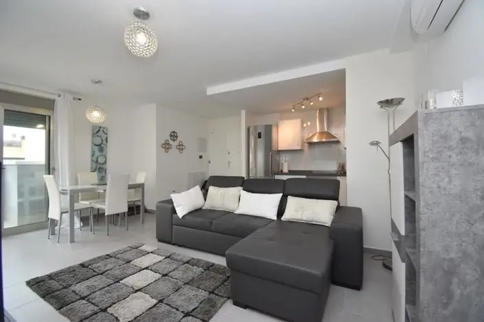 Apartamento en Venta Villamartin 2 Dormitorios 2 Banos