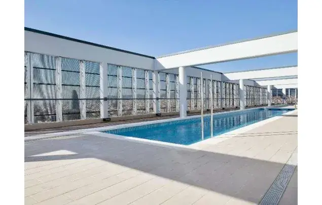 Apartamento 2 Dormitorios con Terraza y Piscina en Poblenou