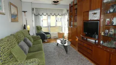 Piso en Venta en Arteagabeitia Barakaldo Cerca Jardin Botanico