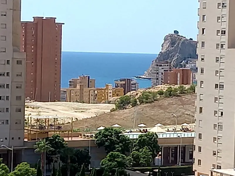 Apartamento en Benidorm con Piscina y Terraza - Vistas al Mar