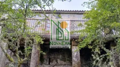 Casa de Piedra en Cerdedo-Cotobade con 4000m2 de Parcela