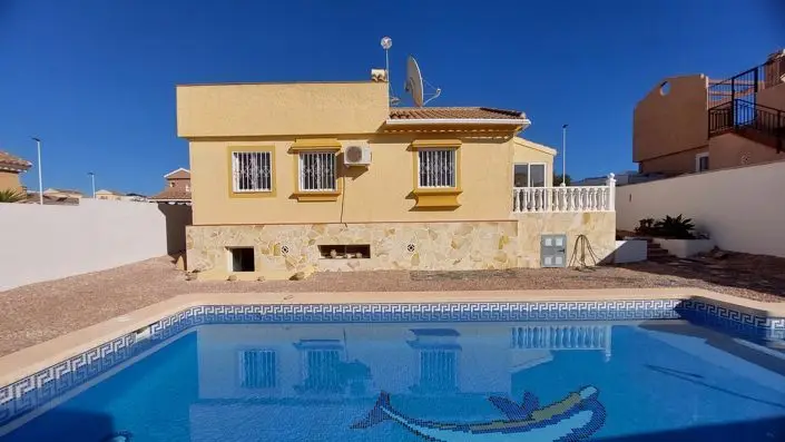 Villa en Venta Camposol 2 Dormitorios Piscina Privada