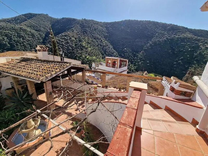 Cortijo Florian 4 Dormitorios Casa de Campo en Venta