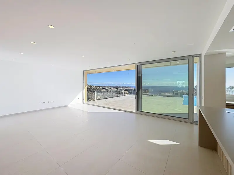 Villa de Lujo con Piscina en Cumbre del Sol Benitachell