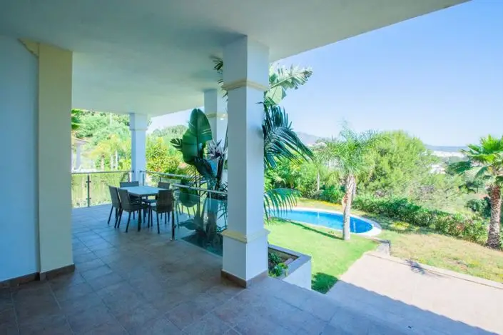 Villa en Venta Costa del Sol 5 Dormitorios Lujo Golf